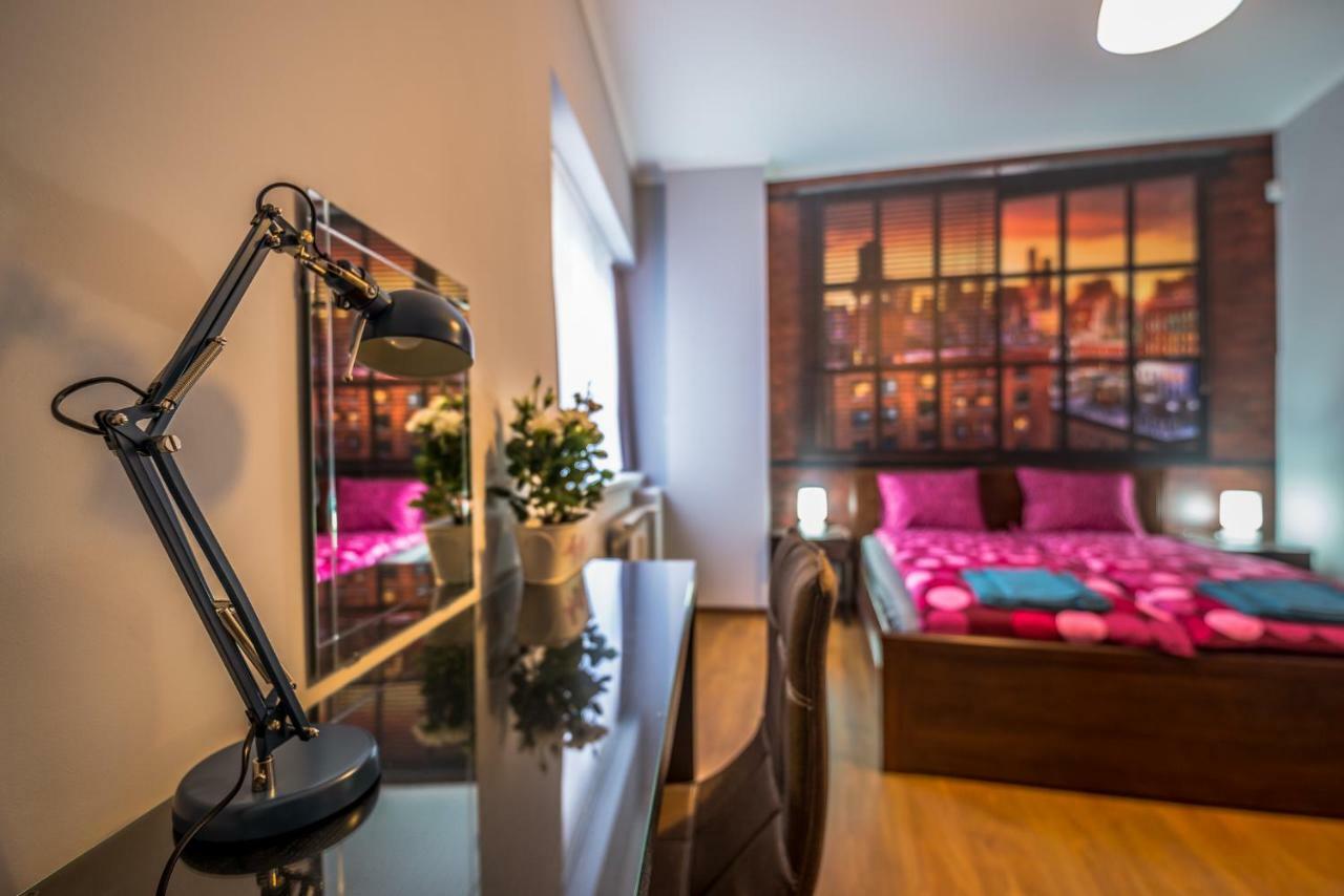 5Th Avenue Sofia Two Bedroom, Two Bathroom, Positano Street Suite By Flat Mаnager Kültér fotó