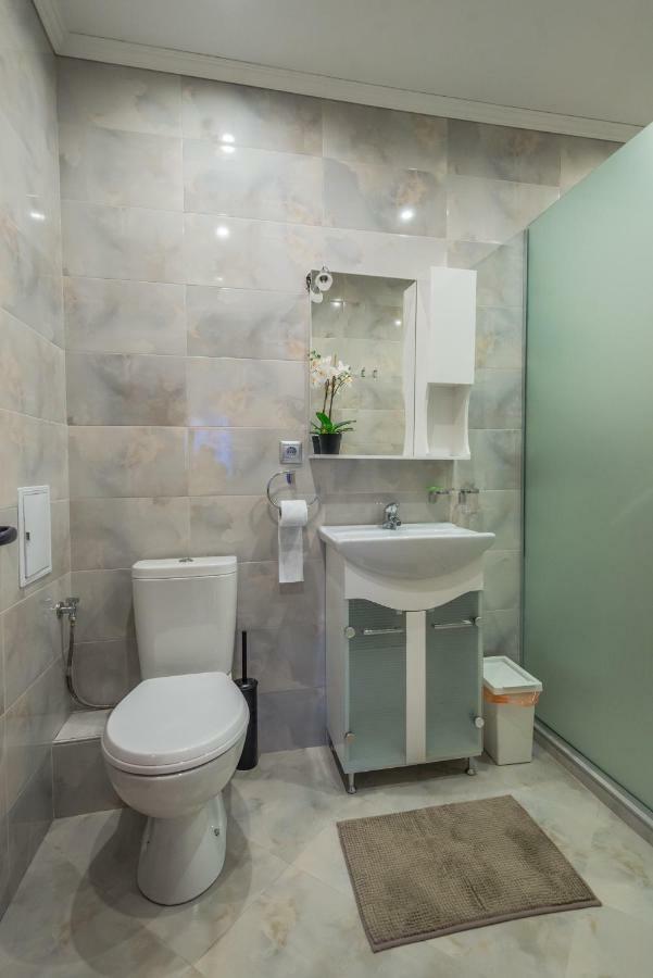 5Th Avenue Sofia Two Bedroom, Two Bathroom, Positano Street Suite By Flat Mаnager Kültér fotó